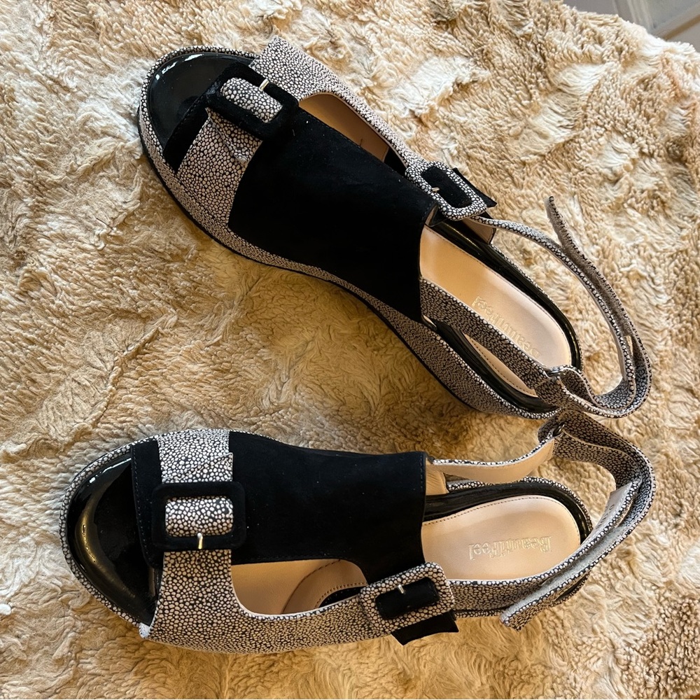Elegant Beautifeel Sandals, EUC